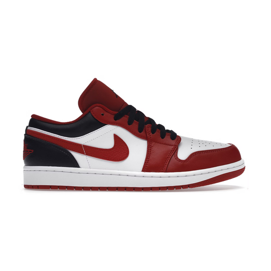 Jordan 1 Low Bulls